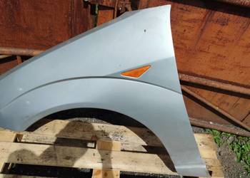 Błotniki prawy ford focus MK1