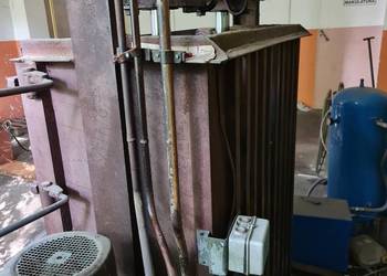 Prasa hydrauliczna do makulatury