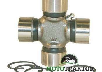 Krzyżak przedniej osi z napędem Case 840 956 1056 Fendt 310