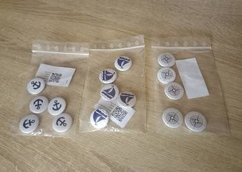 Broszki z motywem żeglarskim