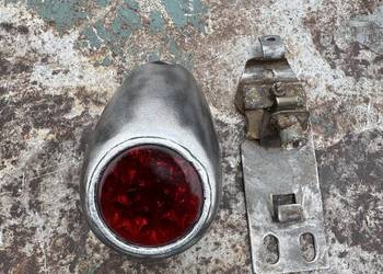 Iz49  oryginalna lampka STOP Tylna