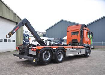 Hakowiec Mercedes Actros 2548