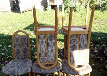 Krzesła w bardzo dobrym stanie