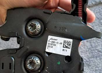 Nowy oryginalny zamek siedzenia (rygiel / zatrzask fotela) Ford Transit Cus