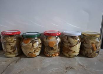 Borowiki, podgrzybki marynowane w zalewie octowej
