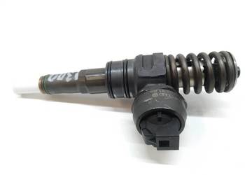POMPOWTRYSKIWACZ 038130073BQ 2.0 TDI VW Volkswagen Golf V (2004-2009)
