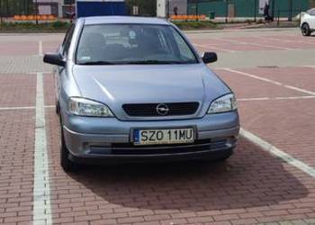 Sprzedam Opla Astrę II Classic z 2008 roku.