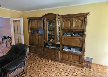 Drewniana meblościanka vintage