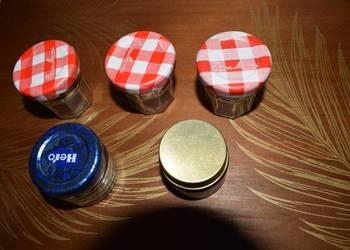 5 małych słoiczków pojemności 20 ml. w jednej niskiej cenie