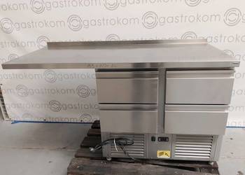 Stół chłodniczy z 4 szufladami z przedłużonym blatem Komat KTC-820