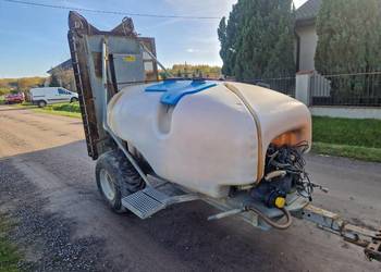 opryskiwacz sadowniczy CLM 2000 litrów kolumna dwa wentylatory opryskiwacz sadowniczy CLM 2000 litrów kolumna dwa wentylatory