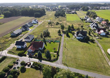 Sprzedaż działka budowlana w Łubnianach, 10,4 ar.