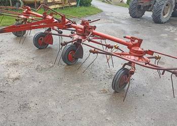 Przewracarka przetrząsacz karuzelowy Niemeyer HR 460
