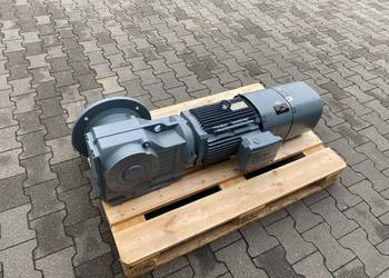 motoreduktor / przekładnia 11kW 59obr. HAMULEC SEW (tacho)