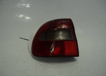 LAMPA LEWA TYŁ VOLVO V40