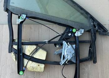 Podnośnik szyby prawy przód Audi a4 b5 sedan kombi