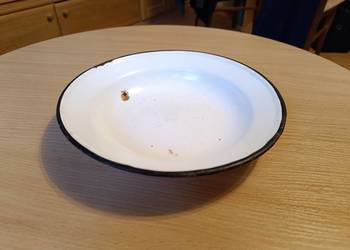 Talerz emaliowany "Olkusz" 24 cm miska talerzyk gadżet pamiątka PRL "Miś"