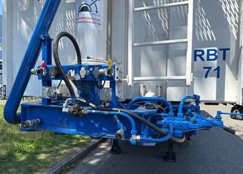 Naczepa wywrotka z wydmuchem do sruty paszy do zboza