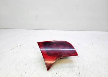 LAMPA LEWY TYŁ W KLAPĘ AUDI A4 B7 AVANT 8E9945093