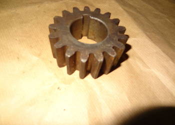 Koło zębate z17 nowe oryginał