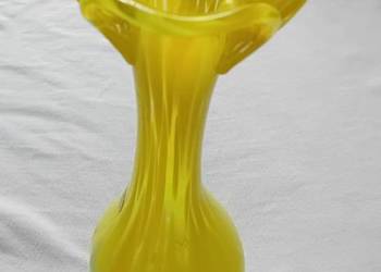 Ręcznie formowany wazon ze szkła typu Spatter Glas, Niemcy, II połowa XX w