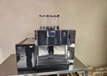 WMF Bistro z lodówką na mleko - profesjonalny ekspres do kawy 2 młynki