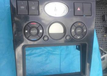 Ford Mondeo mk3 panel nawiewu ramka kratka