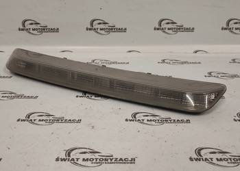 TOYOTA AVENSIS T27 III 10r światło STOP 81570-05110