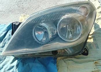 Lampy przód Opel Astra H