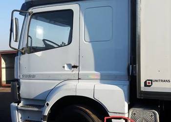 Mercedes Atego Axor 1828,2528 chlapacz błotnik lewy