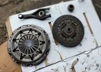SPRZĘGŁO TARCZA DOCISK  PEUGEOT CITROEN FIAT 2.0 HDI