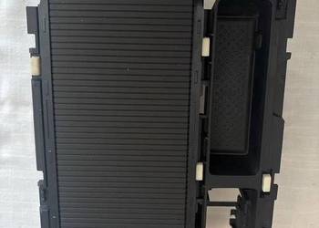 Wenecki uchwyt na Kubek używana półka  3G0.862.531 VW pasat 3G B8