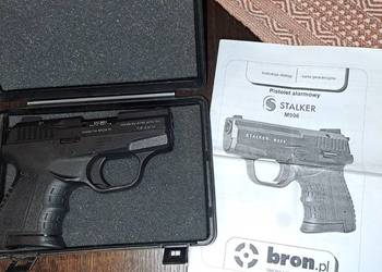 Pistolet alarmowy.