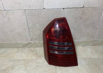 Lampa lewa tylna tył  CHRYSLER 300C 05-11