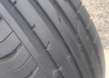 Sprzedam 1 oponę Continental 215/55 R16 z felgą.