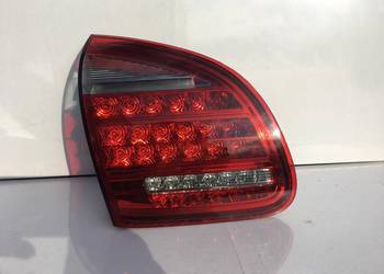 PORSCHE CAYENNE 2 7P5 LEWA LAMPA W KLAPĘ