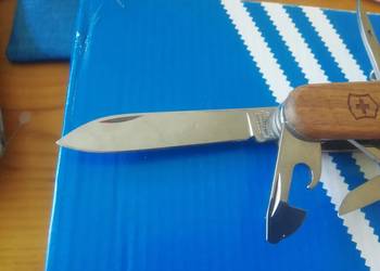 Victorinox Scyzoryk Huntsman Wood Orzech 91Mm 1371163
