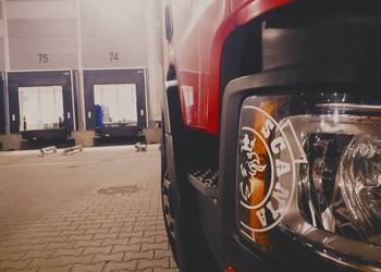 Transport Hakówka transport mięsa półtusz wołowych. Cała UE.