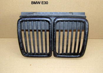 ATRAPA,GRILL BMW E30 1884350 CZARNA