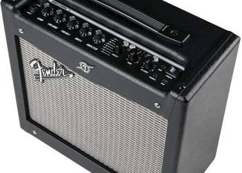 Wzmacniacz Fender Mustang 1 (v2)