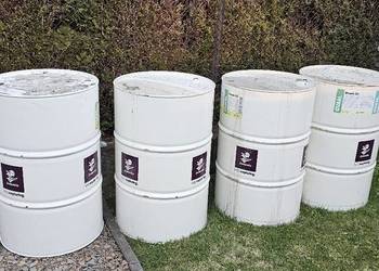 Sprzedam beczki po oleju spżywczym.