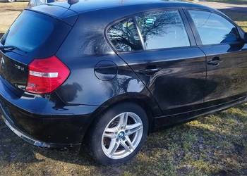 Sprzedam samochód osobowy więcej informacji pod numer 607591290