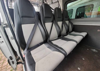 Podwójne kanapy pasażera do busa
