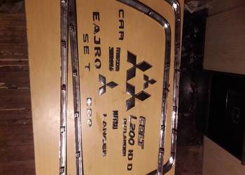 Mitsubishi lancer 2009 lampa,chrom,inne drobne Pajero 2002 c