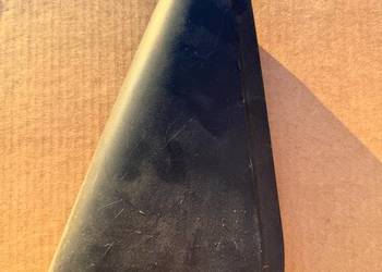 Trójkąt osłona drzwi tylnych prawych Toyota Yaris III 11-20 67673-0D030