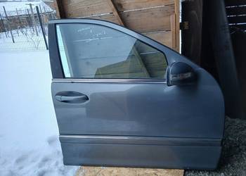 Drzwi Prawy przód Mercedes w203 lak c747