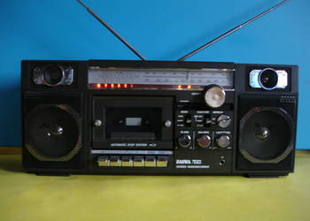 Radiomagnetofon SANWA 7083