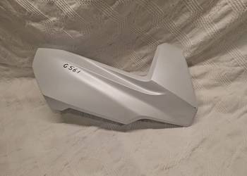 Honda Forza 125/ 250/ 350 / Czasza Czacha Boczek Lewy Obrzycko C561