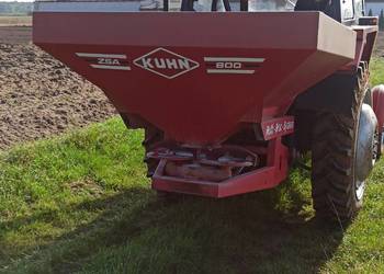 Rozsiewacz KUHN ZSA 800 po renowacji