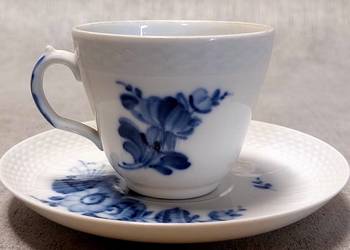 ROYAL COPENHAGEN Filiżanka Duet Kobaltowe kwiaty